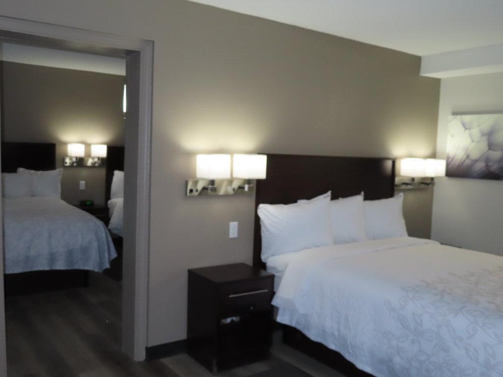Red Roof Plus+ & Suites Erie Bagian luar foto