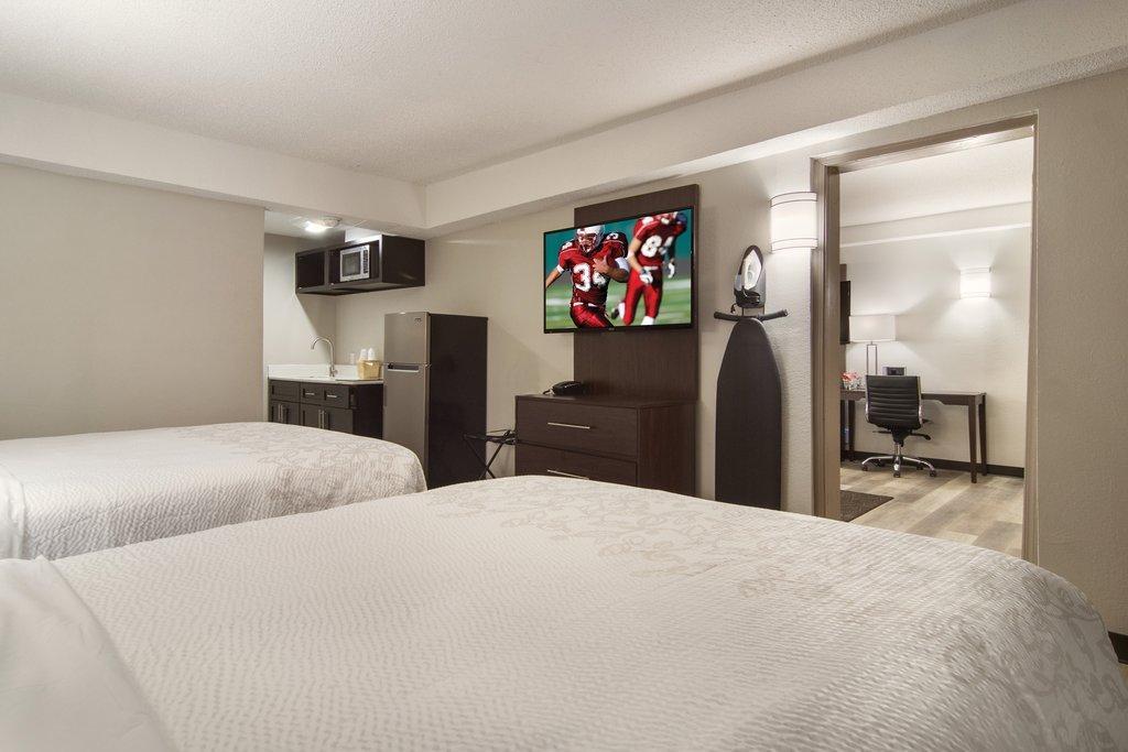 Red Roof Plus+ & Suites Erie Bagian luar foto