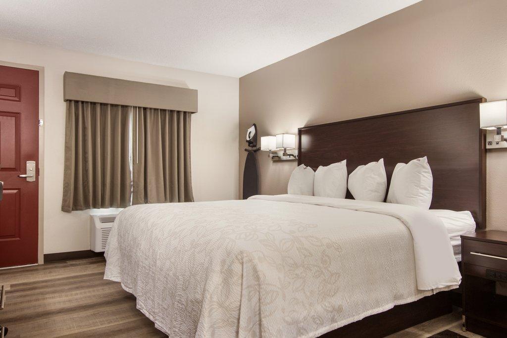 Red Roof Plus+ & Suites Erie Bagian luar foto