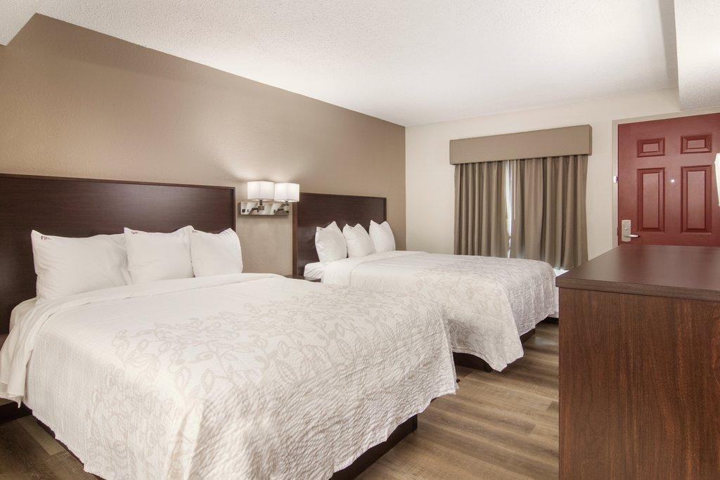 Red Roof Plus+ & Suites Erie Bagian luar foto